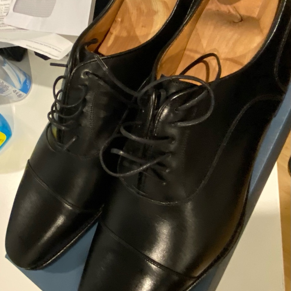 Classic handcrafted Black Men's Oxford Shoes